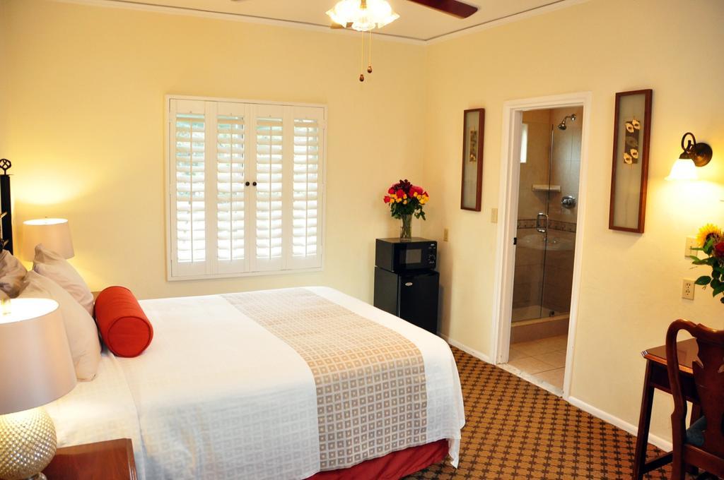 Zimmer mit Queensize-Bett