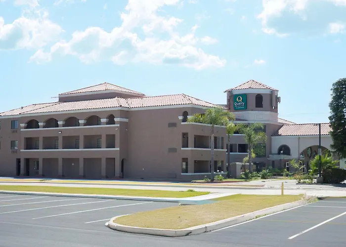 Quality Inn & Suites Camarillo-Oxnard